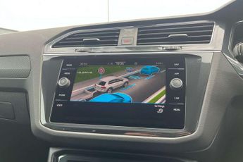 Volkswagen Tiguan 2.0 TDI R-Line 5dr DSG