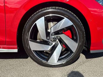 Volkswagen Golf 2.0 TSI 265 GTI 5dr DSG
