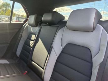 Volkswagen Golf 2.0 TSI 265 GTI 5dr DSG