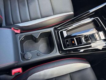 Volkswagen Golf 2.0 TSI 265 GTI 5dr DSG