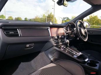 Porsche Macan 5dr PDK