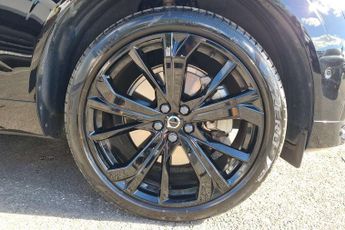 Volvo XC60 2.0 T6 350 RC PHEV Plus Black Ed 5dr AWD Gtron