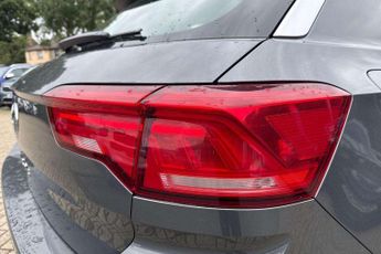 Volkswagen T-Roc 1.5 TSI EVO SE 5dr DSG