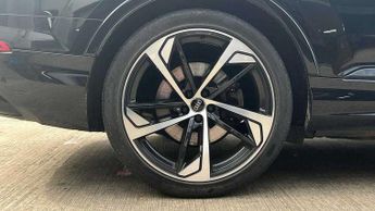 Audi Q7 50 TDI Quattro Black Edition 5dr Tiptronic