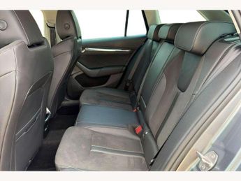 Skoda Octavia 1.4 TSI iV SE L DSG 5dr
