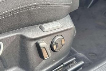 Volkswagen Passat 2.0 TDI SE Business 4dr DSG