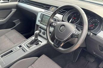 Volkswagen Passat 2.0 TDI SE Business 4dr DSG
