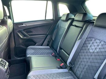 Volkswagen Tiguan 2.0 TDI 4Motion R-Line Edition 5dr DSG
