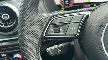 Audi Q2 35 TFSI Black Edition 5dr S Tronic