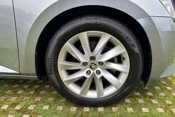 Skoda Superb 1.5 TSI SE 5dr DSG