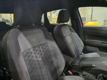 Volkswagen Polo 1.0 TSI 110 R-Line 5dr DSG