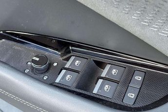 Audi Q3 1.5 TFSI S Line 5dr S Tronic