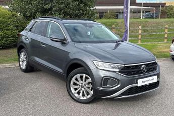 Volkswagen T-Roc 1.5 TSI Match 5dr