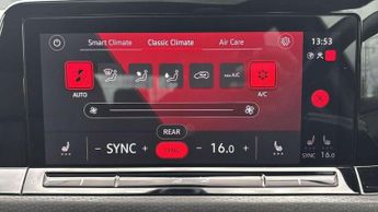 Volkswagen Golf GTi 2.0 TSI GTI 5dr DSG