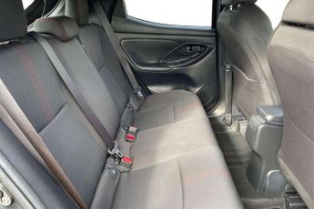 Toyota Yaris 1.5 Hybrid GR Sport 5dr CVT