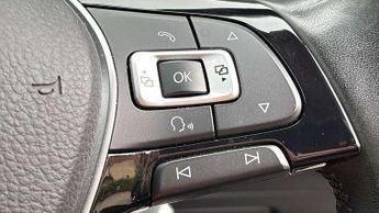 Volkswagen Golf 1.5 TSI EVO 150 GT 5dr DSG