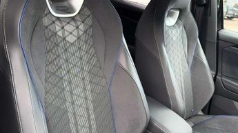 Volkswagen Tiguan 2.0 TDI R-Line 5dr DSG