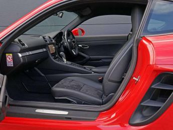 Porsche Cayman 2.0 2dr PDK