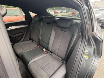Audi Q5 40 TDI Quattro S Line 5dr S Tronic