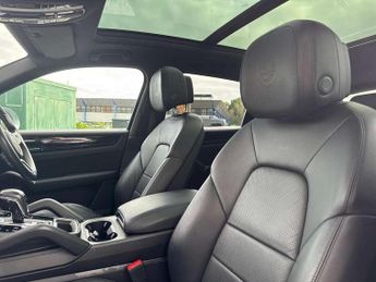 Porsche Cayenne 5dr Tiptronic S