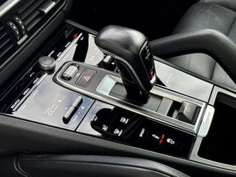 Porsche Cayenne 5dr Tiptronic S
