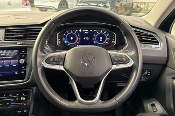 Volkswagen Tiguan 1.5 TSI 150 Elegance 5dr DSG