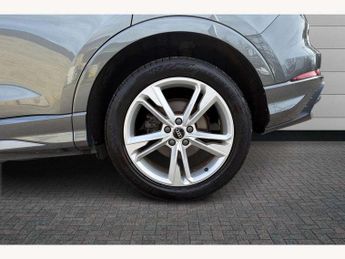 Audi Q3 35 TFSI S Line 5dr S Tronic