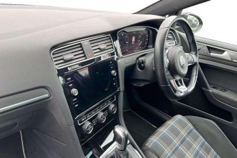 Volkswagen Golf 1.4 TSI GTE Advance 5dr DSG