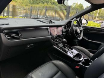 Porsche Macan 5dr PDK
