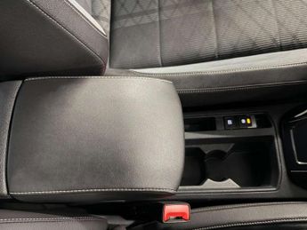 Volkswagen T-Roc 2.0 TDI SEL 5dr DSG