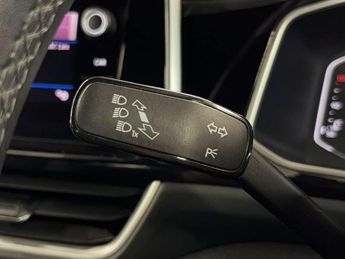 Volkswagen T-Roc 2.0 TDI SEL 5dr DSG