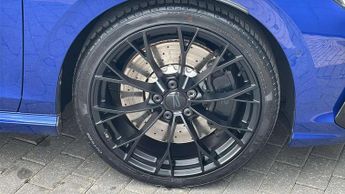 Volkswagen Golf 2.0 TSI 333 R Black Edition 4Motion 5dr DSG