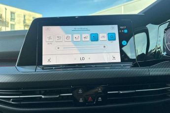 Volkswagen Golf 2.0 TSI 190 Black Edition 4Motion 5dr DSG