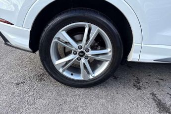 Audi Q3 35 TFSI S Line 5dr S Tronic