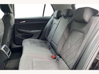 Volkswagen Golf 1.5 eTSI 150 Style 5dr DSG