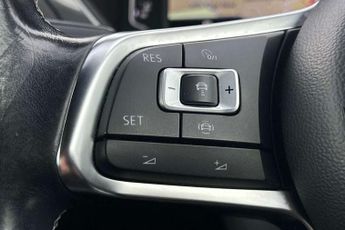 Volkswagen Tiguan 2.0 TDi 150 4Motion R-Line Tech 5dr DSG