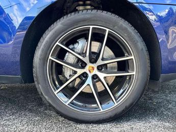 Porsche Macan 5dr PDK