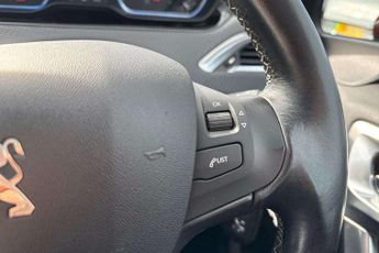 Peugeot 2008 1.2 PureTech 130 Allure Premium 5dr EAT6