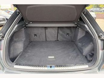 Audi Q3 35 TFSI S Line 5dr S Tronic [Leather]