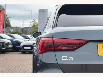 Audi Q3 35 TFSI S Line 5dr S Tronic [Leather]