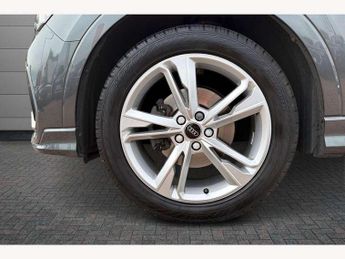 Audi Q3 35 TFSI S Line 5dr S Tronic [Leather]