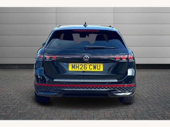 Volkswagen Passat 1.5 eTSI R-Line 5dr DSG