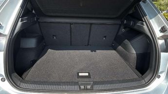 Volkswagen Tiguan 2.0 TDI R-Line 5dr DSG