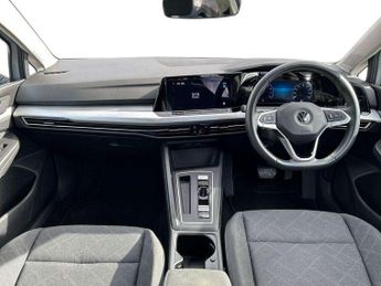 Volkswagen Golf 1.5 eTSI Life 5dr DSG