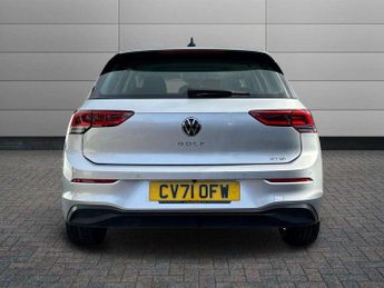 Volkswagen Golf 1.5 eTSI Life 5dr DSG