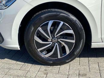 Volkswagen Polo 1.0 TSI Life 5dr DSG
