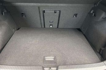 Volkswagen Golf 1.5 eTSI 150 R-Line 5dr DSG