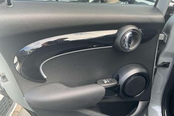 MINI Hatchback 1.5 Cooper Sport 5dr Auto