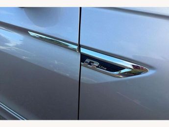 Volkswagen Tiguan 2.0 TDi 150 4Motion R-Line Tech 5dr DSG