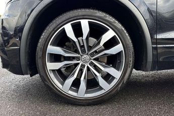 Volkswagen Tiguan 2.0 TSi 230 4Motion R-Line Tech 5dr DSG